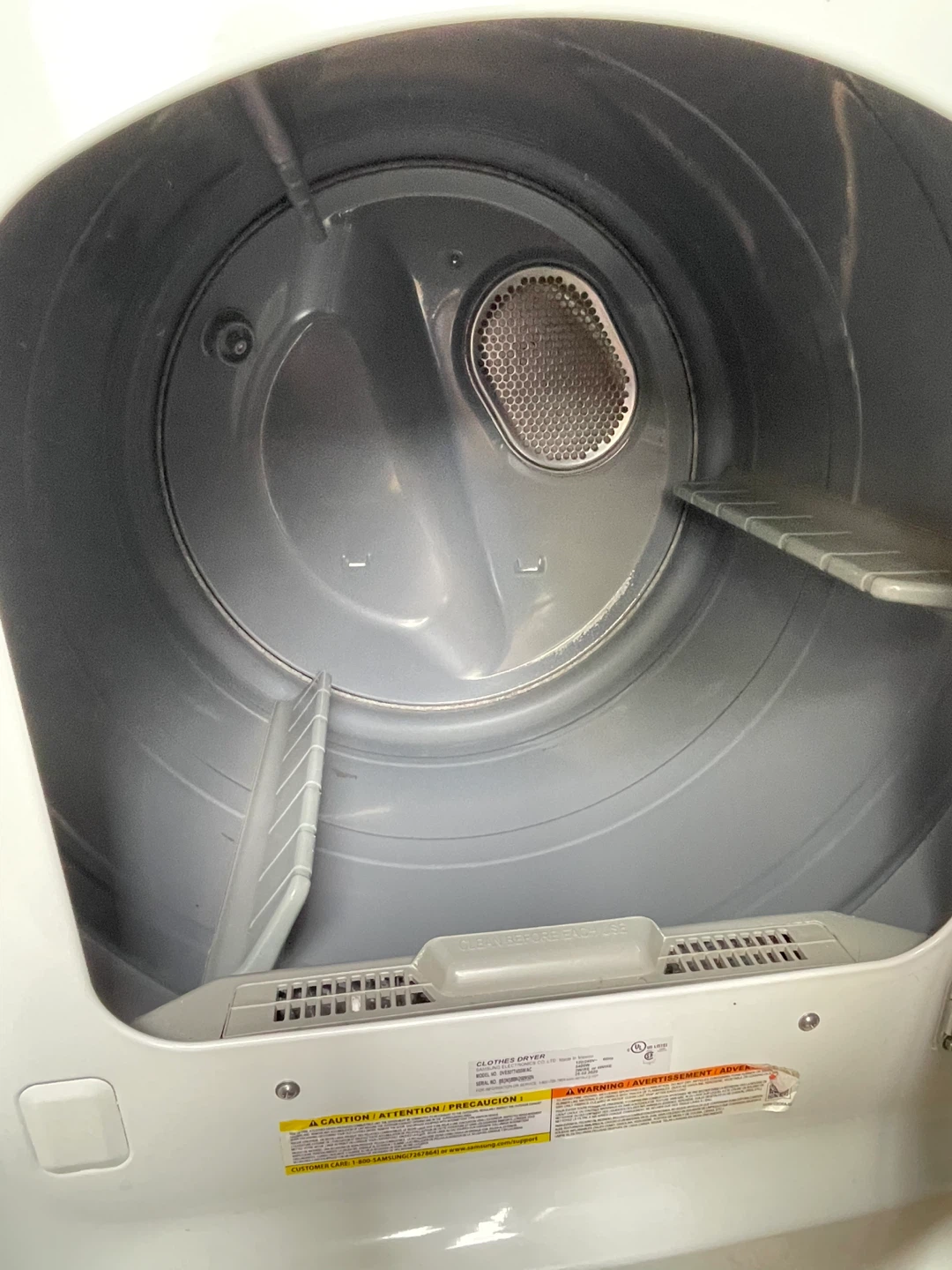 Dryer- not heating (parts/ repair machine) - photo 2