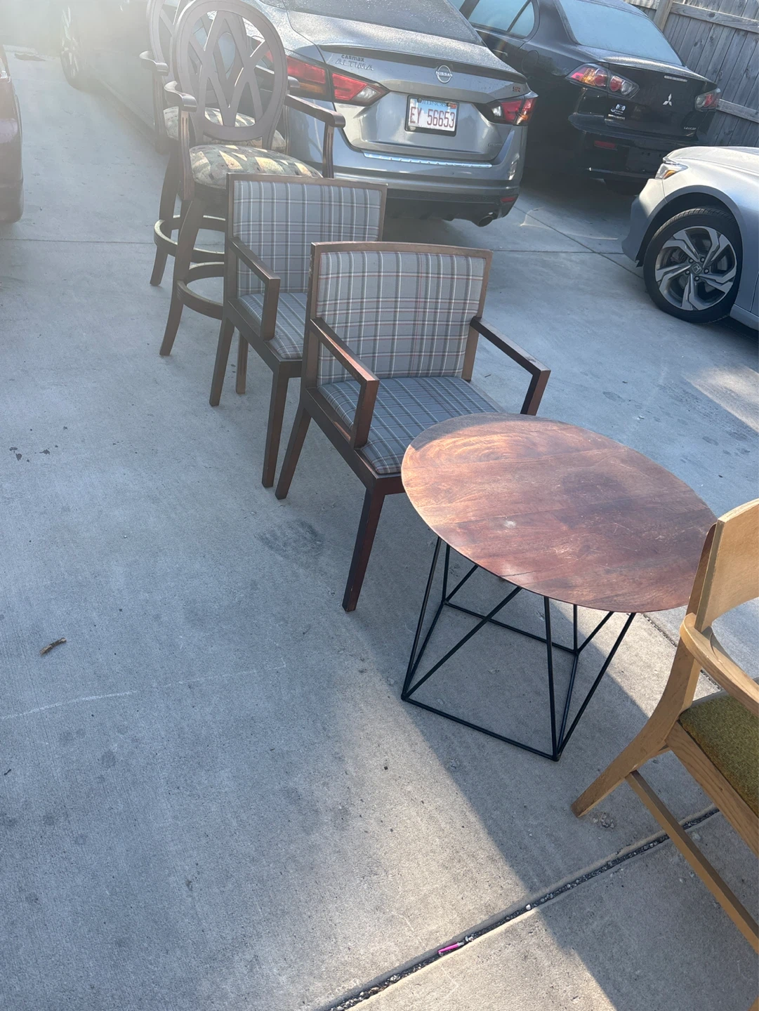 Garage sale today 5/3. 3324 n kostner .7am to 7 pm - photo 3