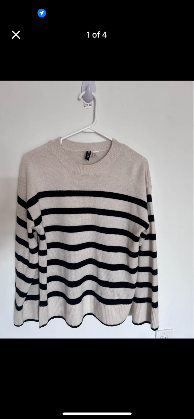 H&M Striped Crewneck Sweater Size S
