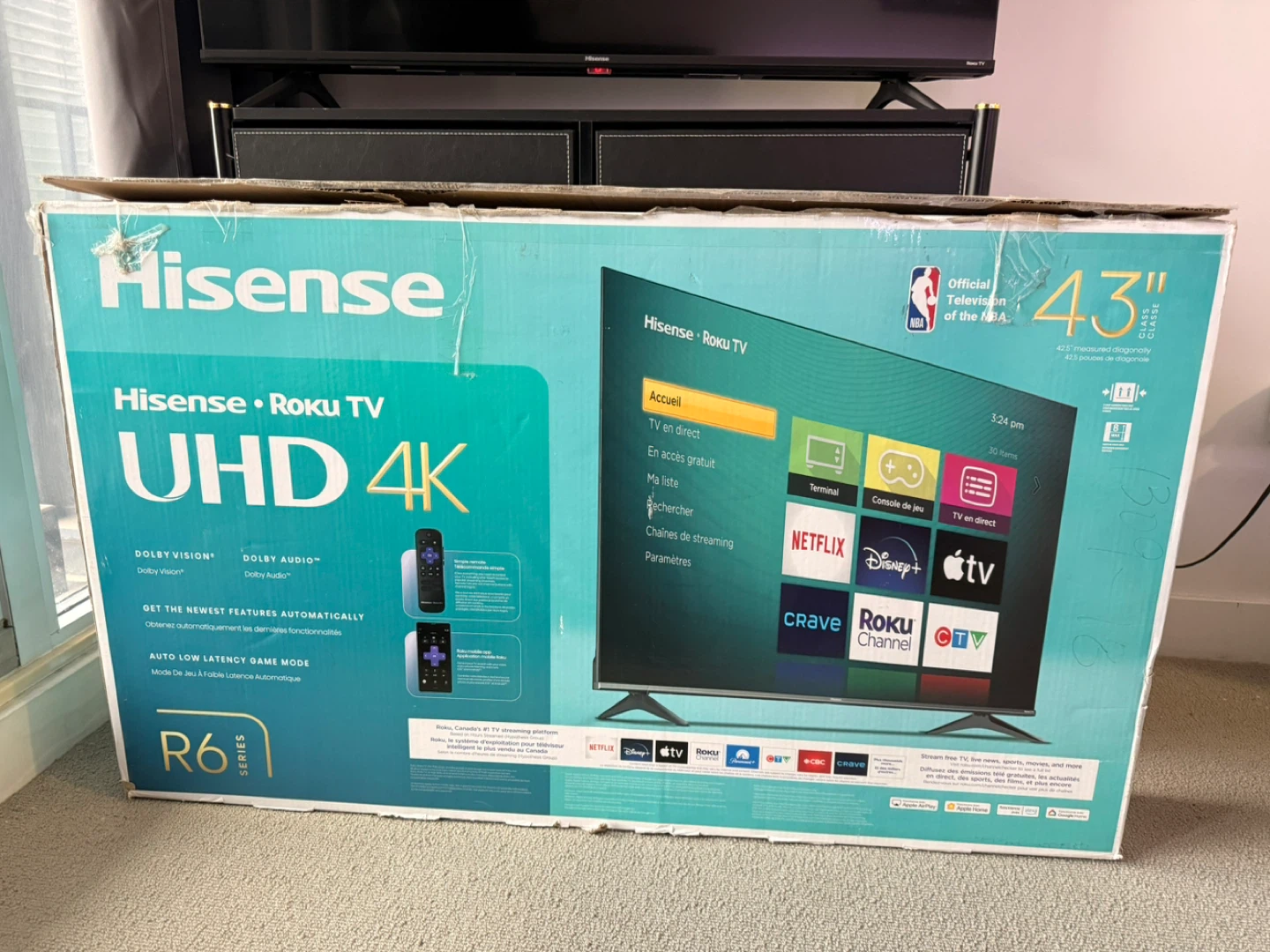 Hisense 43" Roku TV UHD 4K - photo 2
