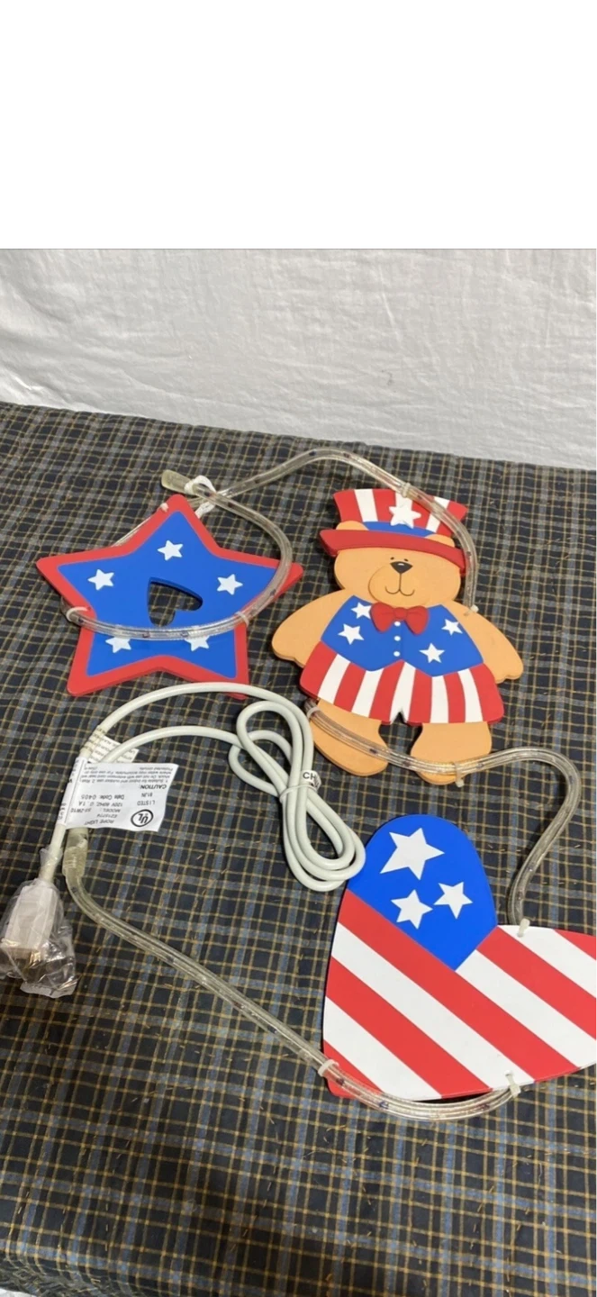 Red, White, and Blue Lighted Accent Set - photo 4