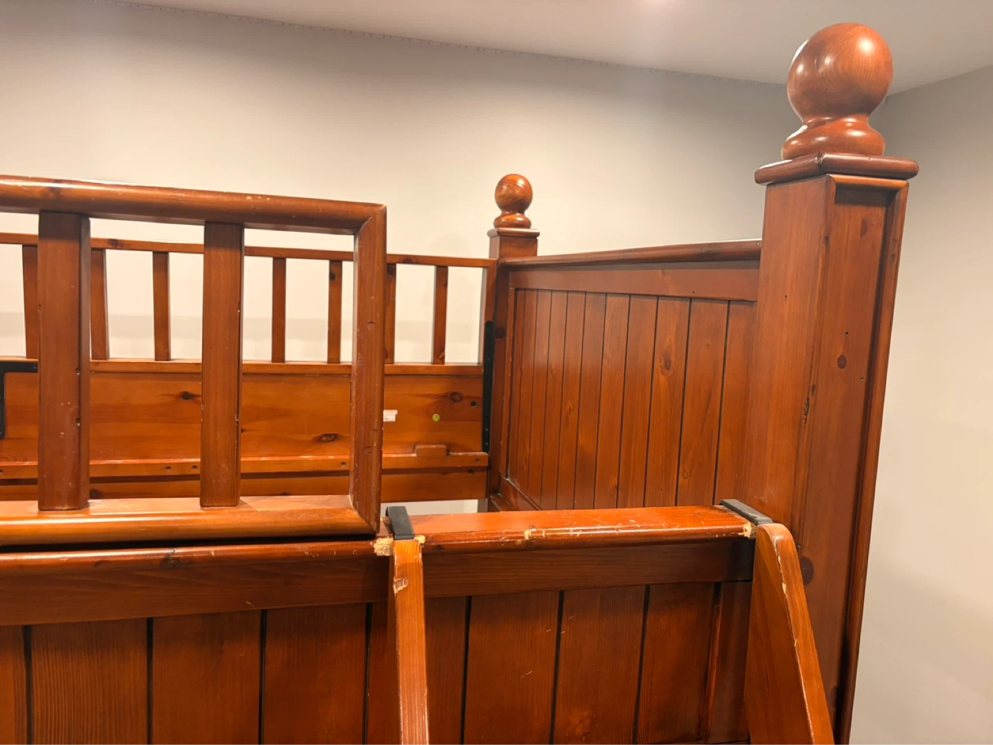 Pottery Barn Kids Wooden Bunk Bed with optional Trundle - photo 3