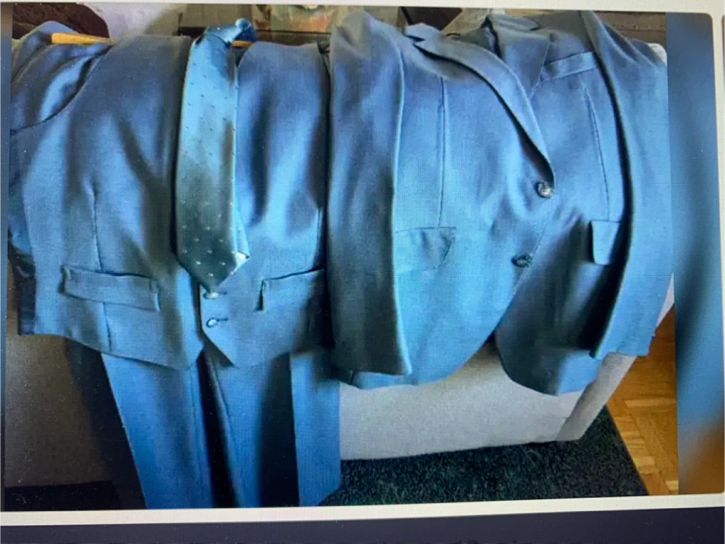 Men’s wool suits size 42/35