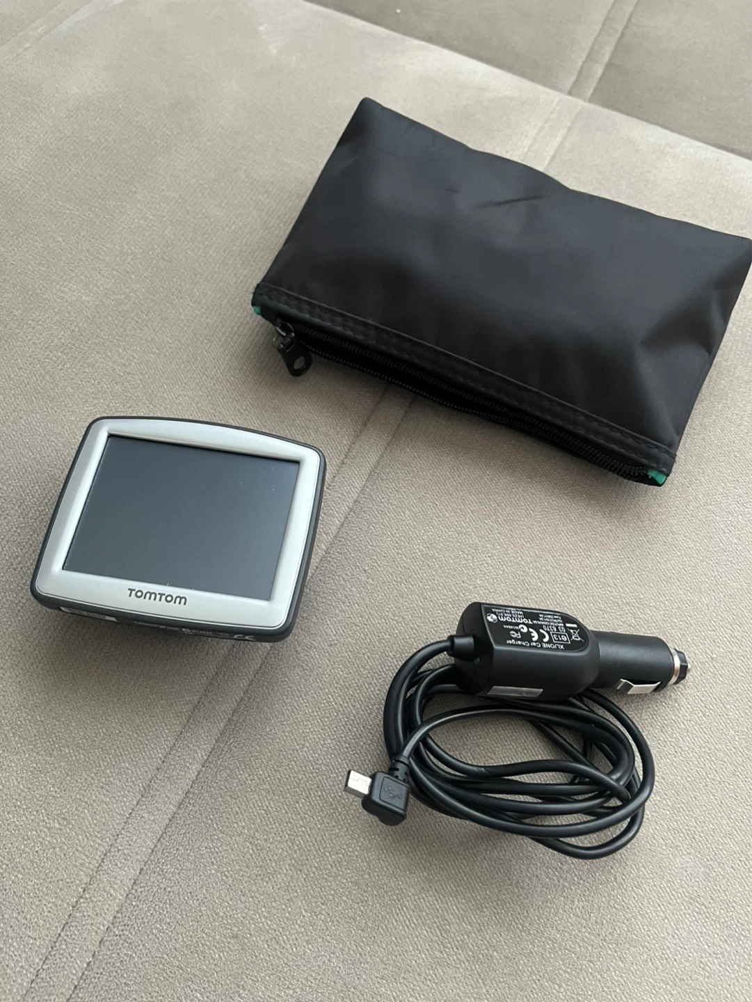 TomTom ONE GPS Navigation Device with Car Charger and Case
