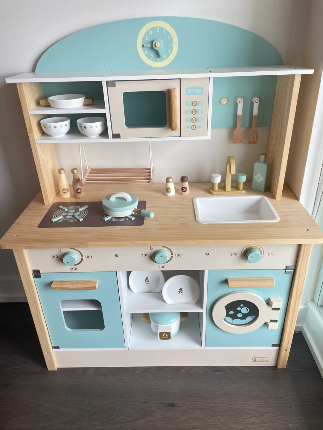 Kids Wooden Play Kitchen - photo 2
