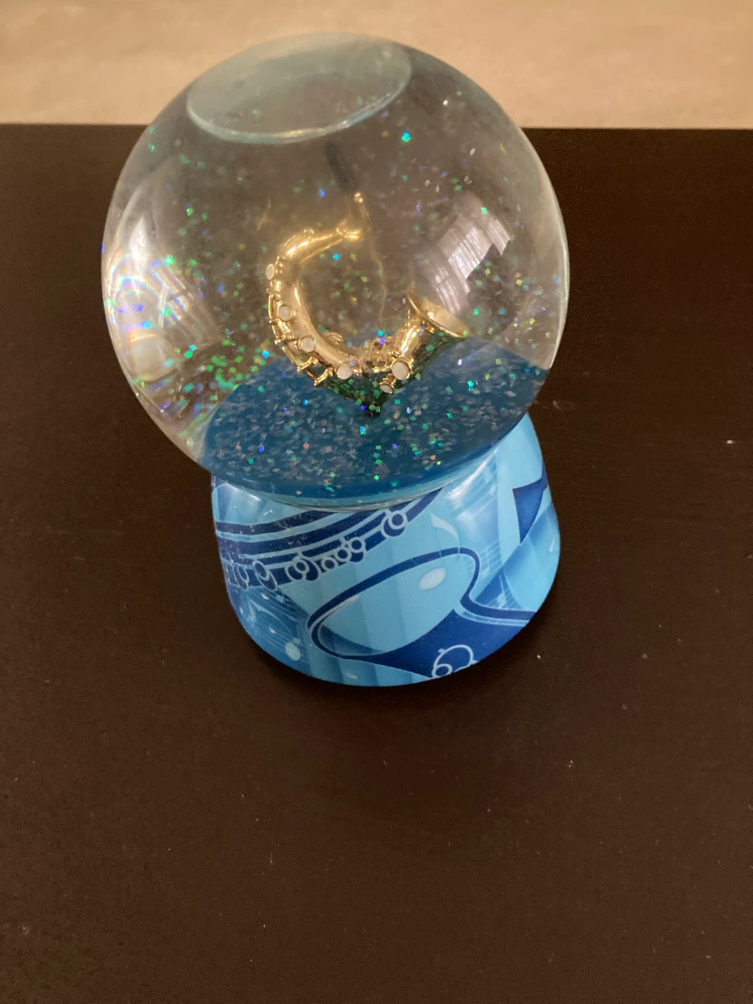 Musical Snow Globe with Saxophone - photo 3