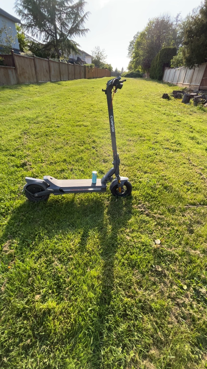 CUN-FON Electric Scooter
