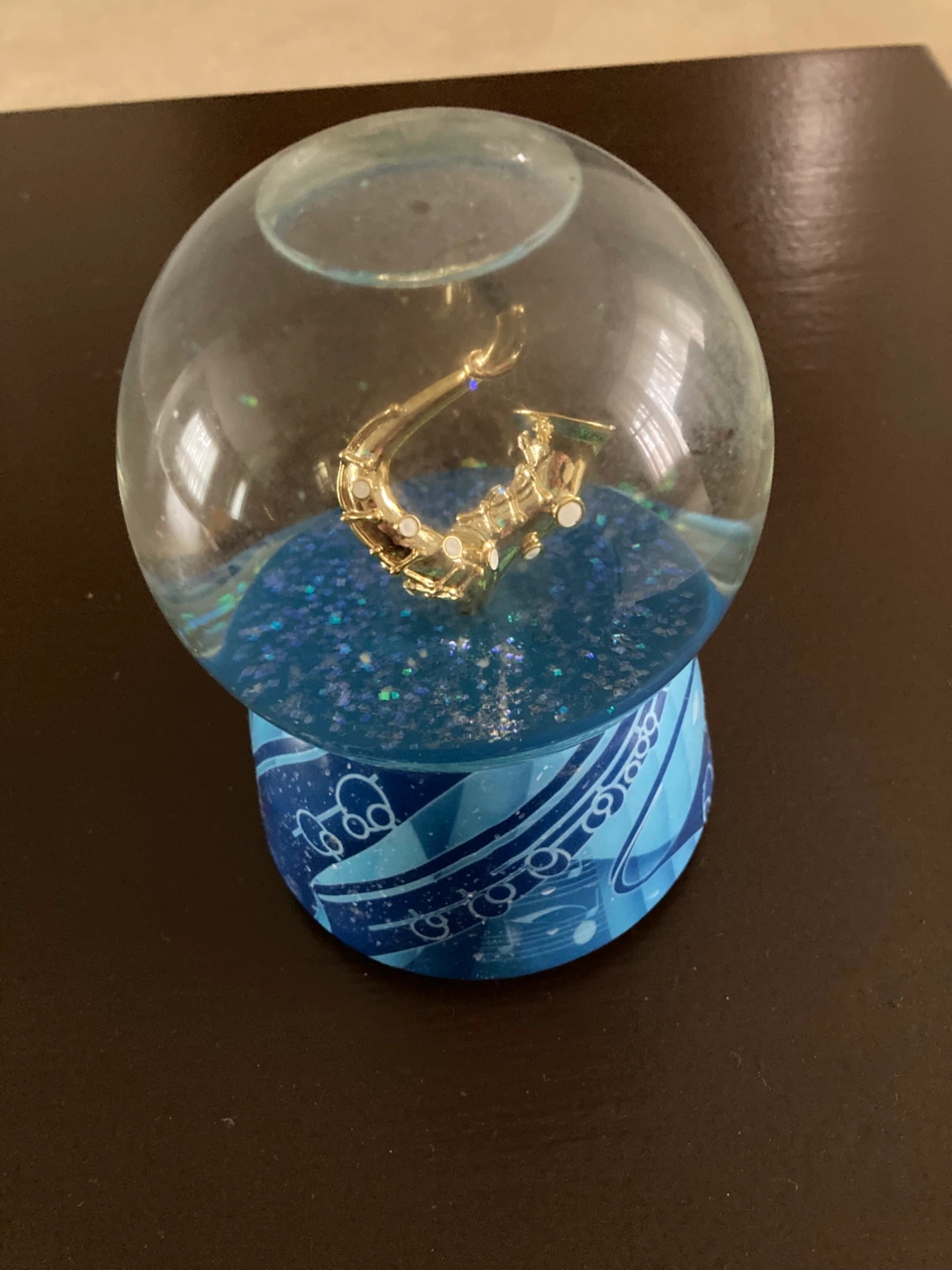 Musical Snow Globe with Saxophone