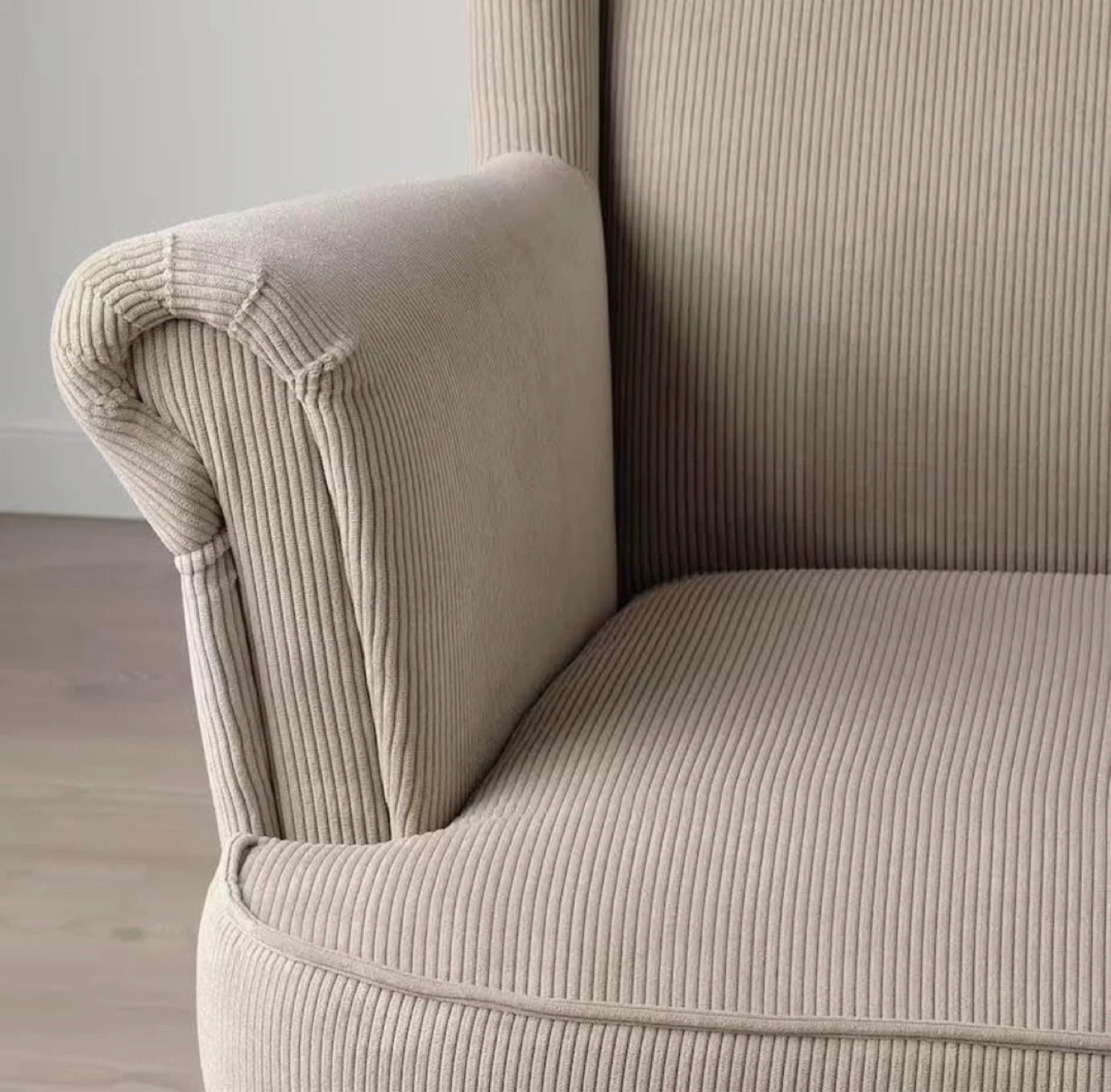 IKEA Wingback Armchair - Beige - photo 4