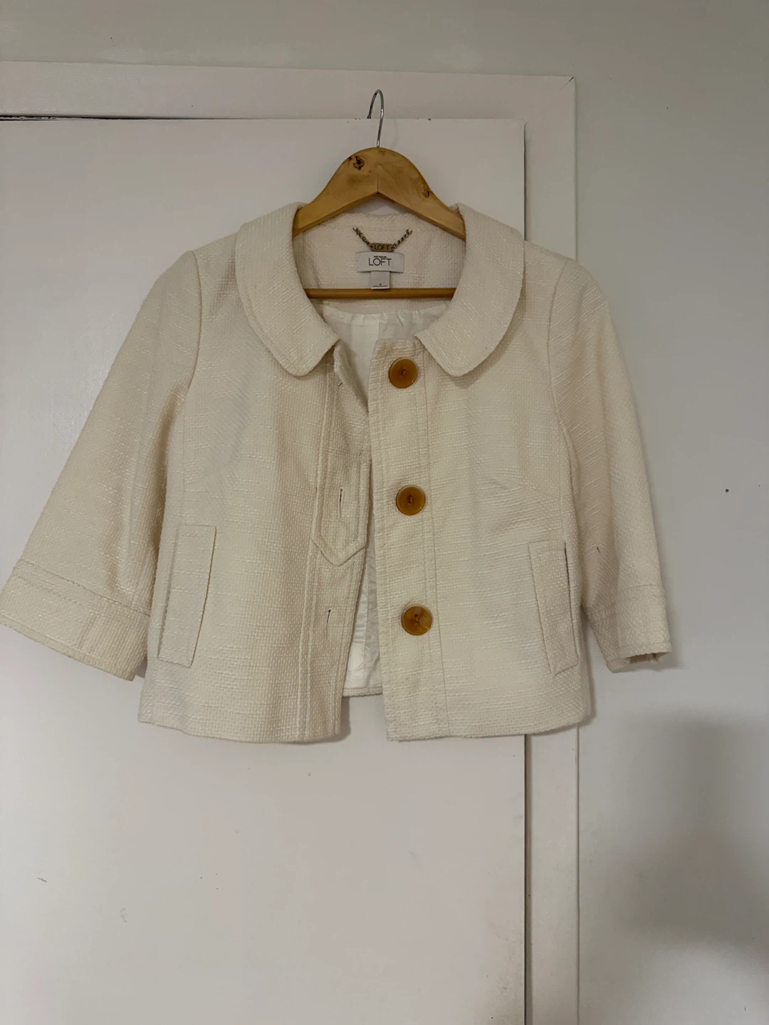 LOFT Ann Taylor Cream Textured Cropped Jacket Size 6 - photo 2