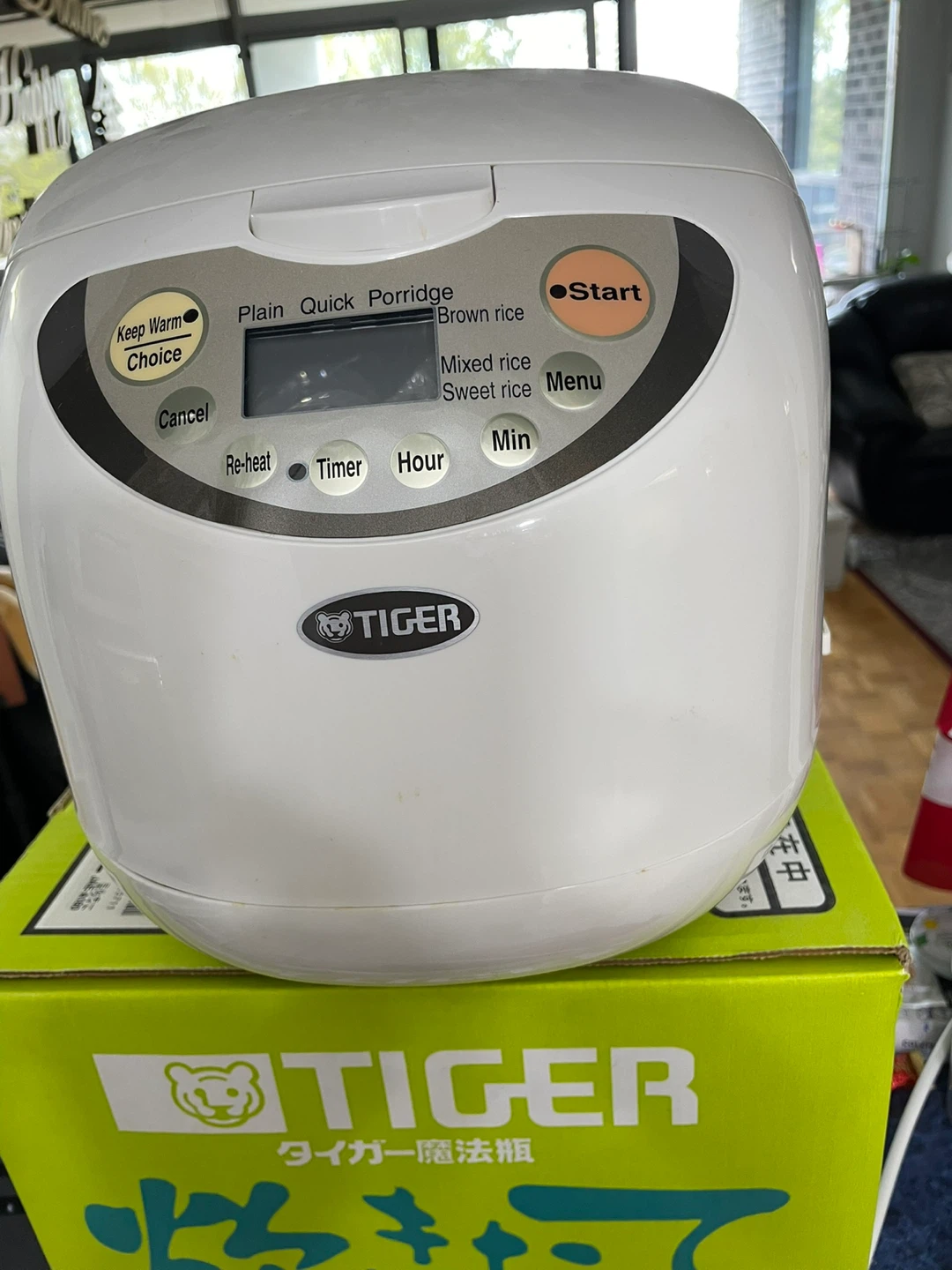 Tiger Rice Cooker JAE-A180 - photo 2