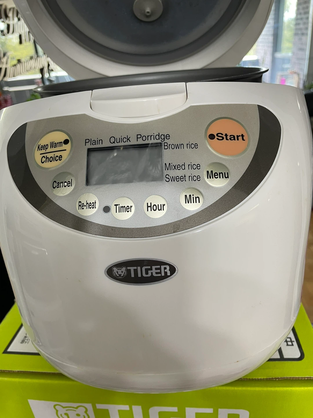 Tiger Rice Cooker JAE-A180