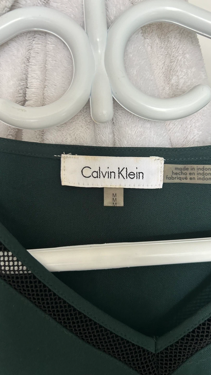 Calvin Klein Green V-Neck Mesh Trim Blouse - photo 4
