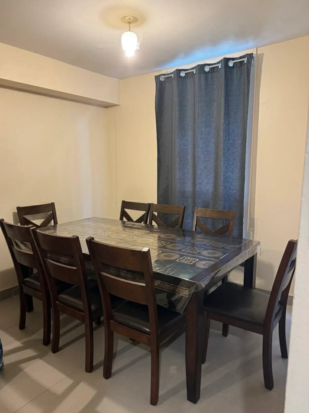 Dining Table and 6 Chairs