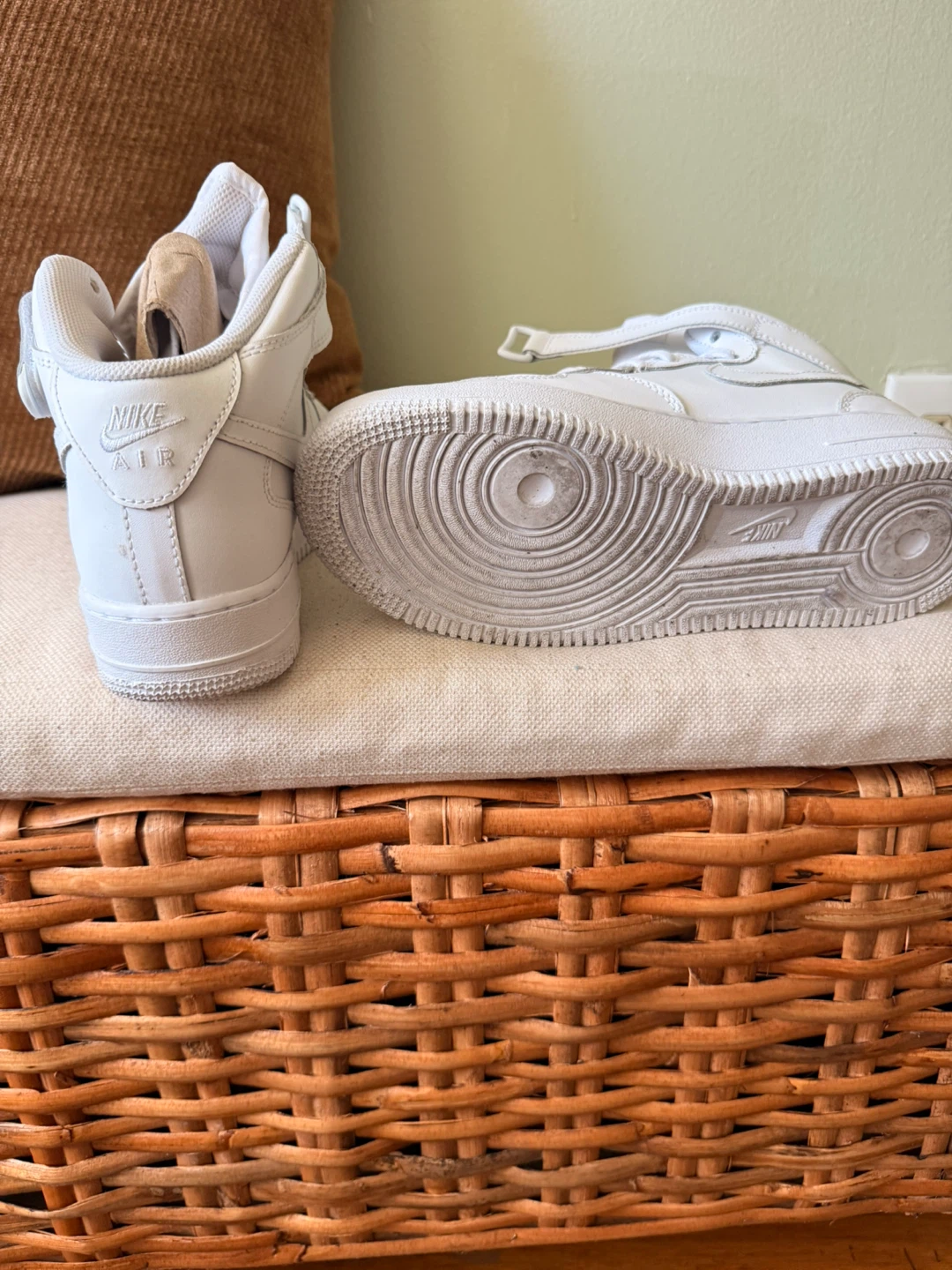 Nike Air Force 1 Mid GS White Leather Sneakers - photo 2