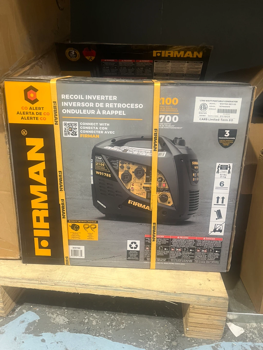 FIRMAN W01785 1,700 Watt Portable Generator