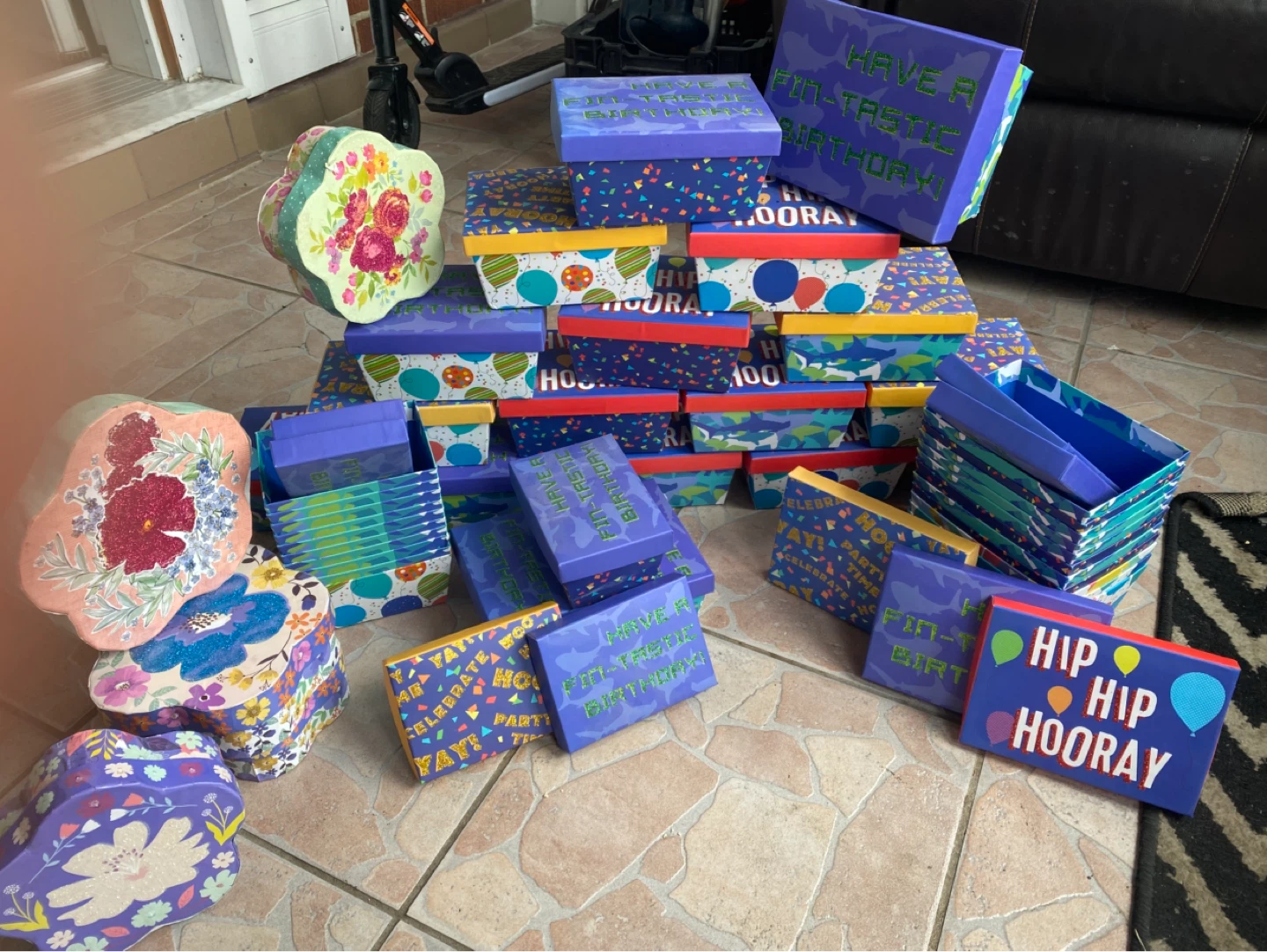 HUGE LOT!! Assorted Birthday Gift Boxes