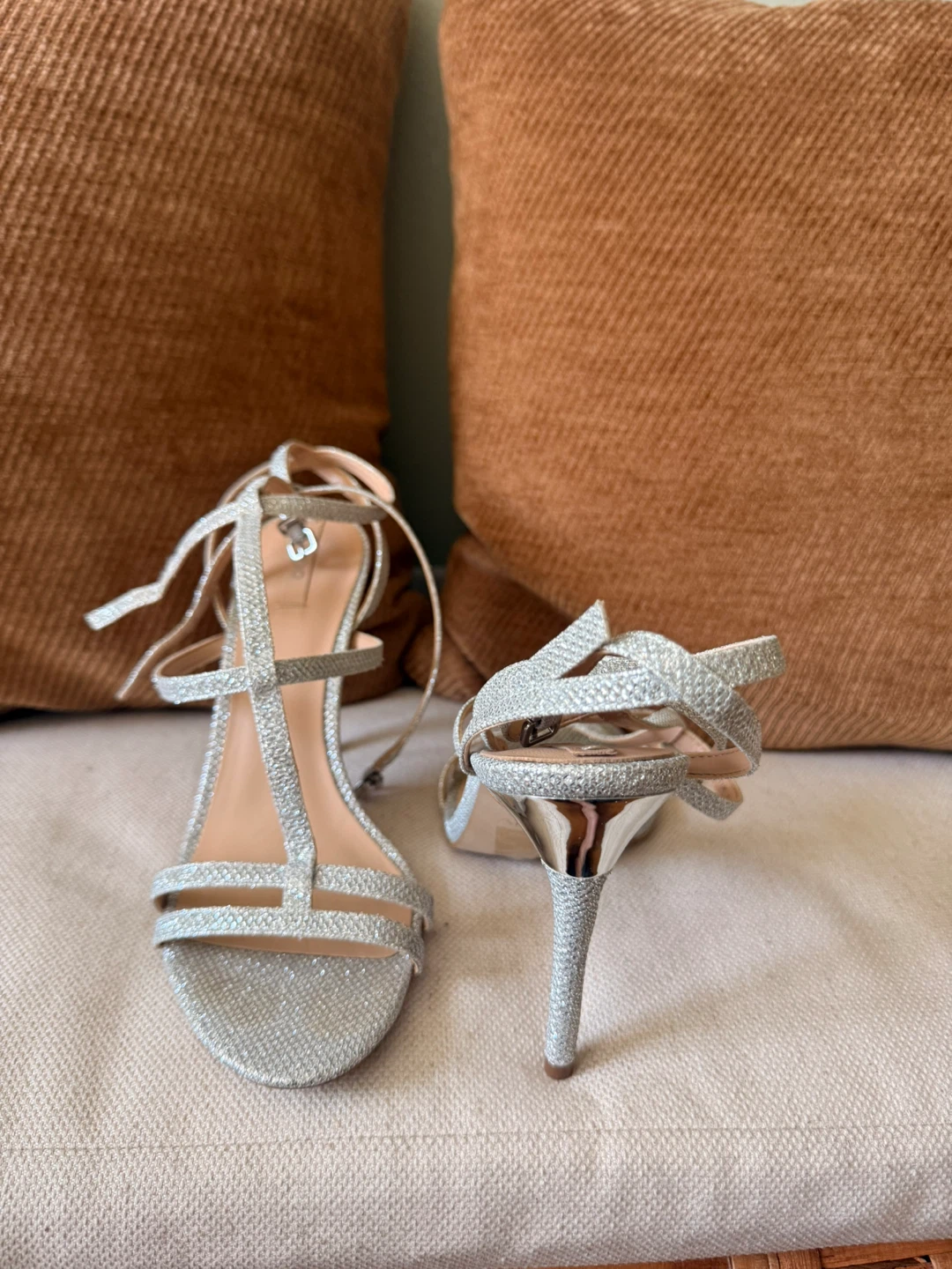 ALDO Silver Glitter Heeled Sandals - photo 3