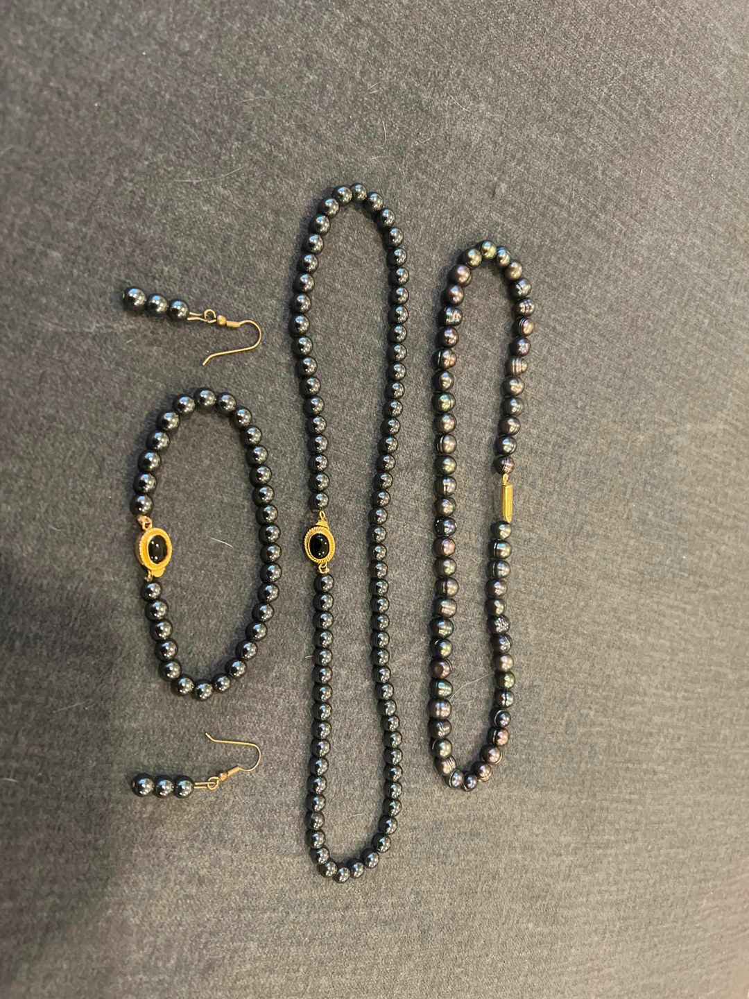 Pearl Necklace, Bracelet, and Earring Set