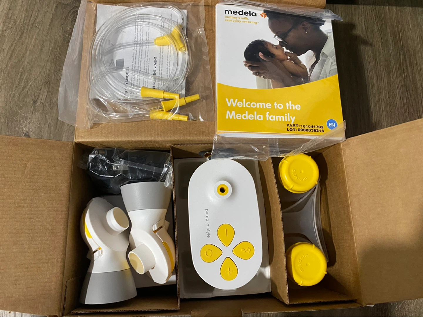 New Medela Pump in Style Breast Pump - photo 2