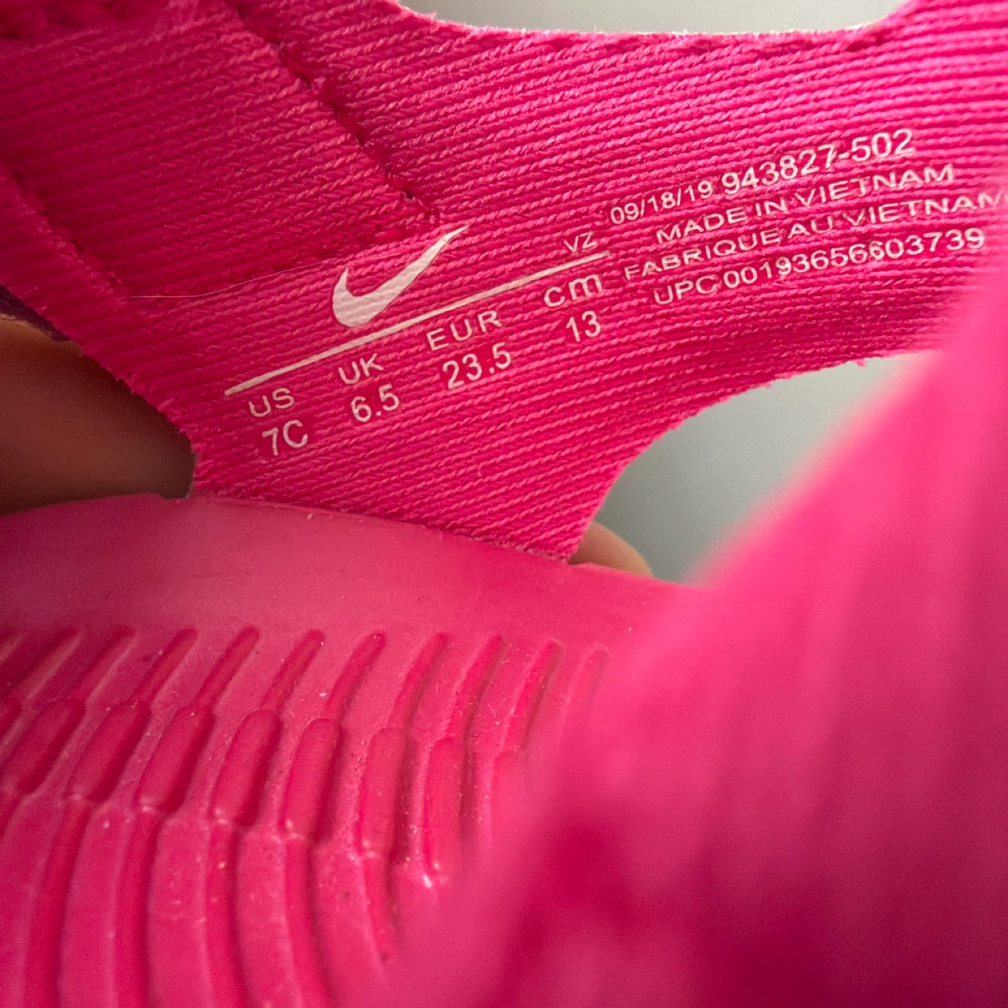 Nike sandals size 7C - photo 3