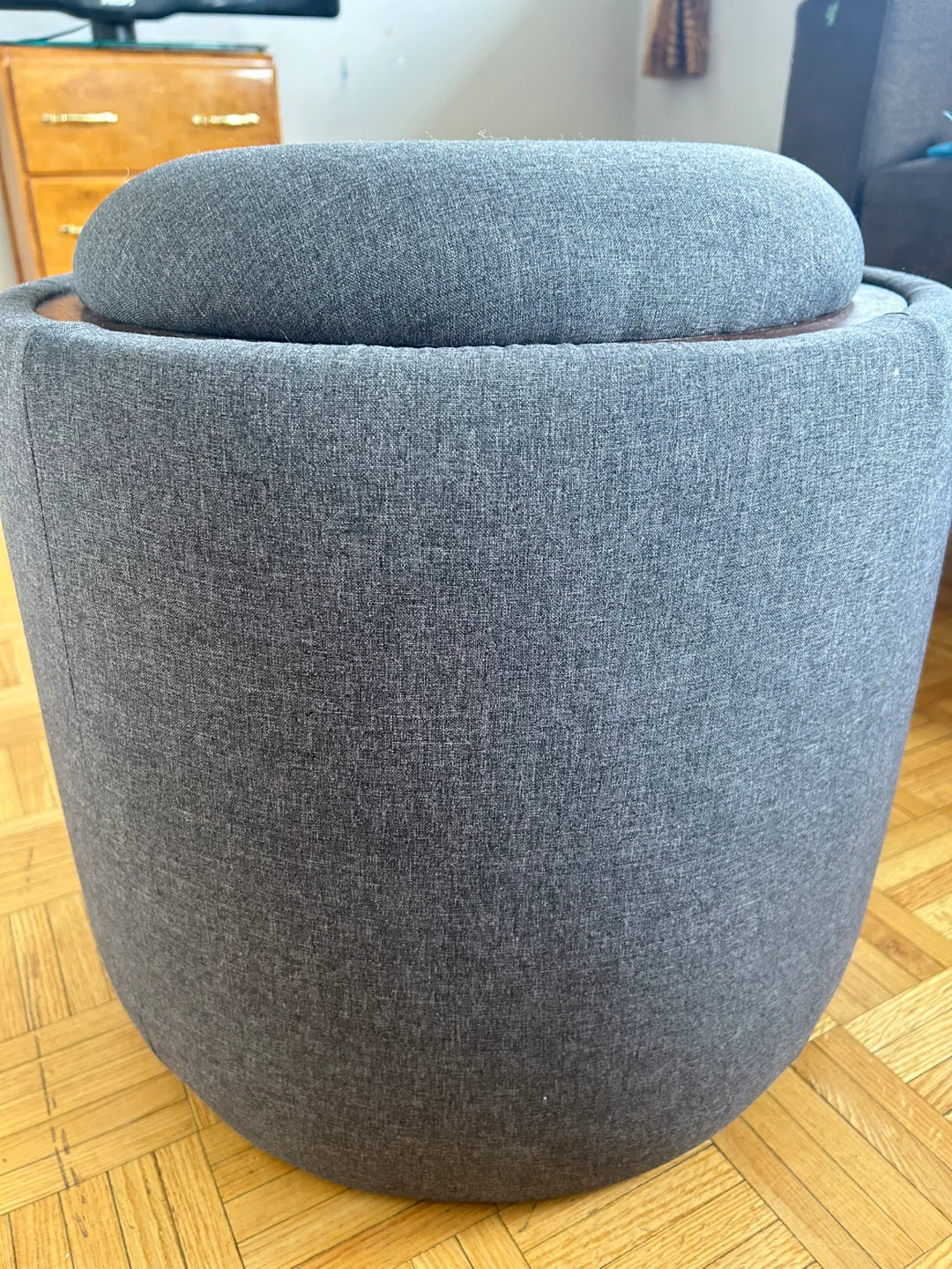 Round Storage Ottoman with Wood Lid