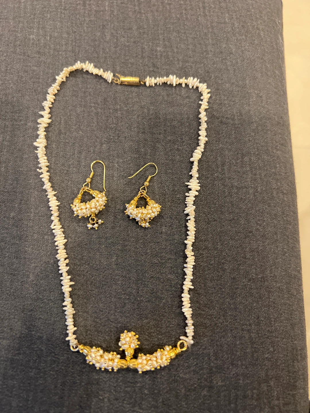 Pearl Necklace and Earrings Set