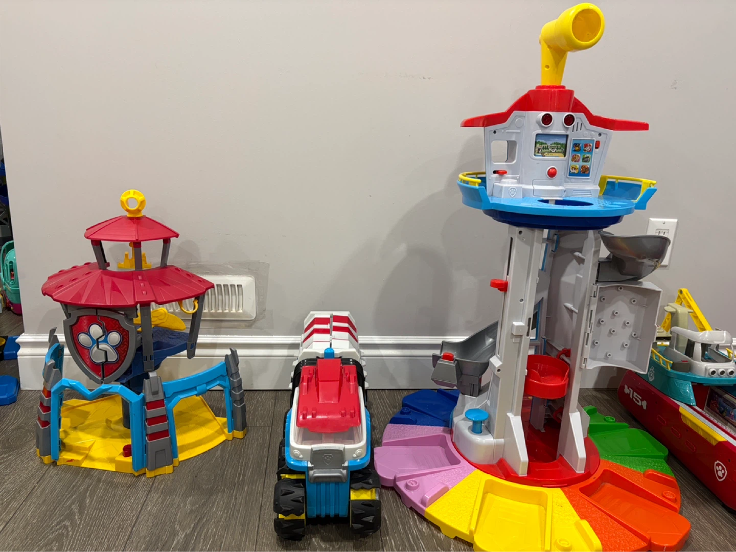 Paw Patrol toys - photo 2