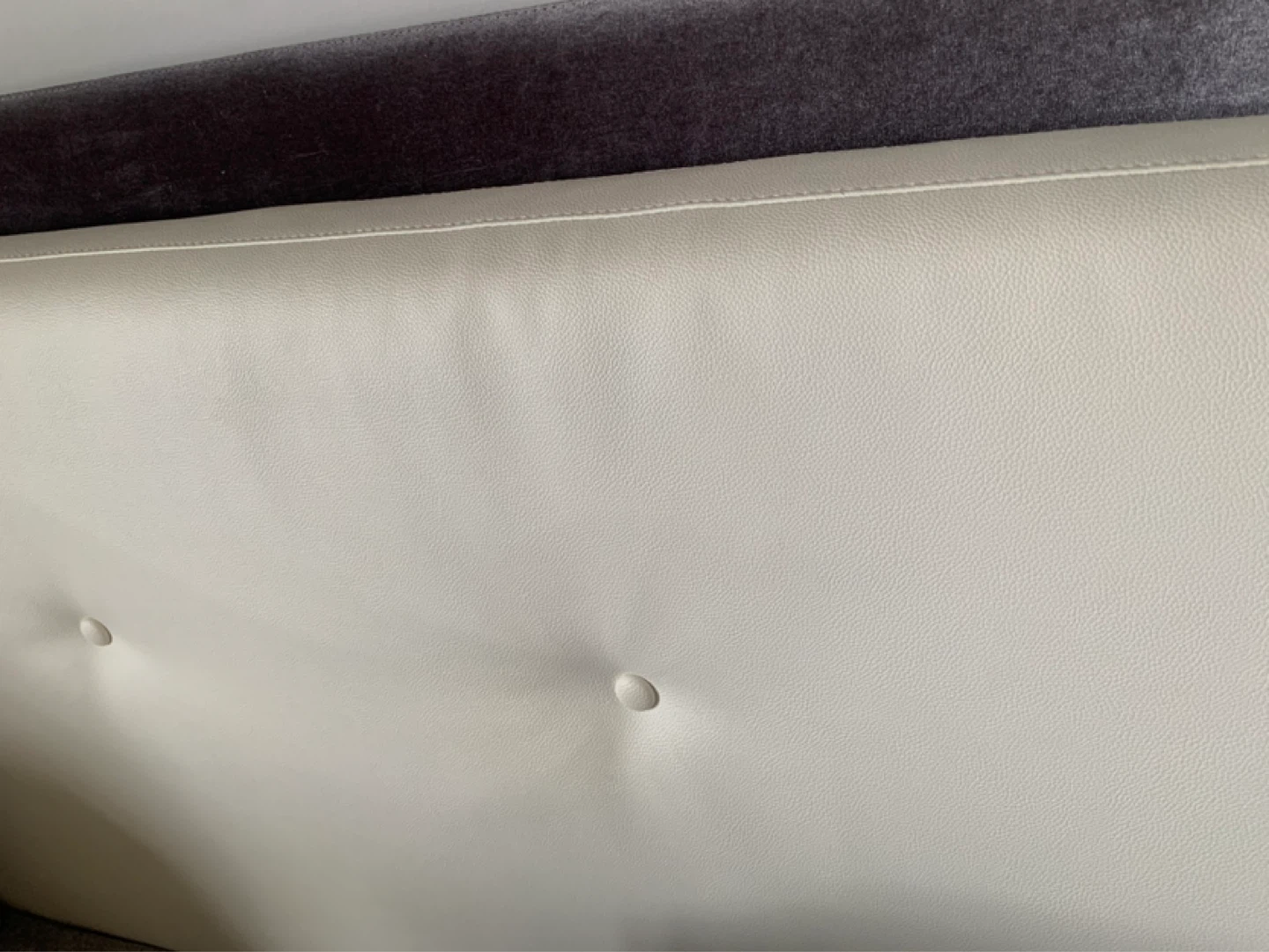 Modern Upholstered King Platform- Cream and Grey Velvet - photo 4