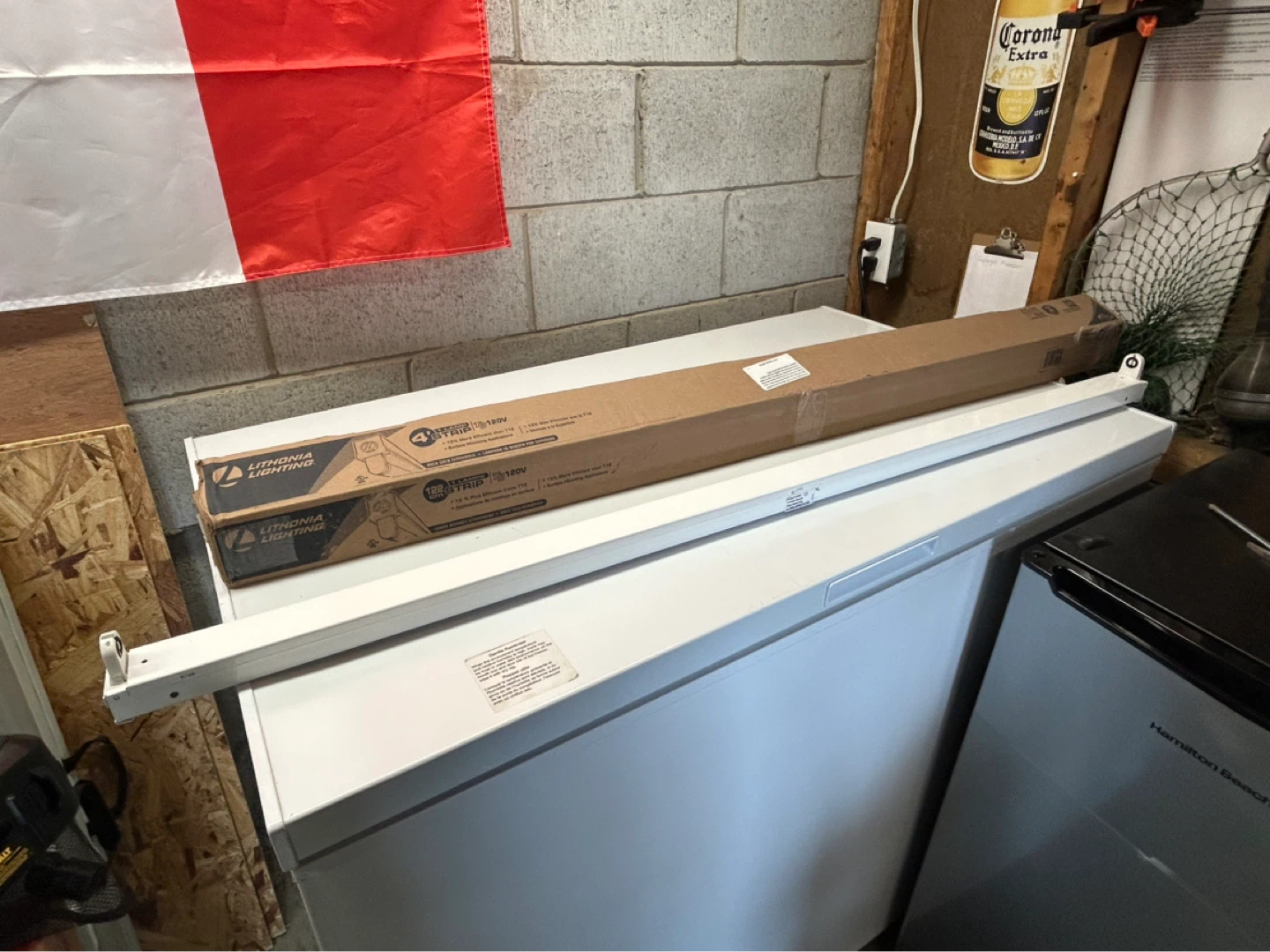 Lithonia Lighting 4 ft. Strip Light Fixture - photo 2