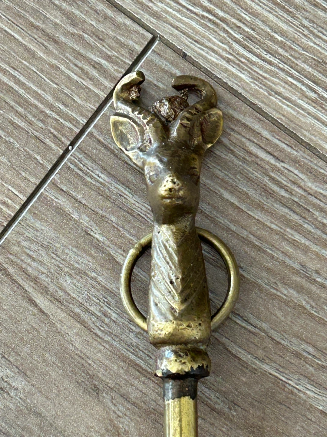 Vintage 18” Long Brass Shoe Horn - Antelope Gazelle Head Handle - photo 2