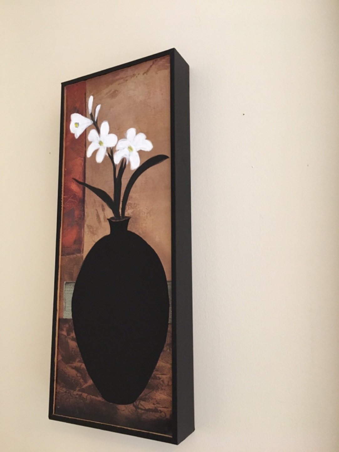 Framed Wall Art - White Flowers in Black Vase - photo 3