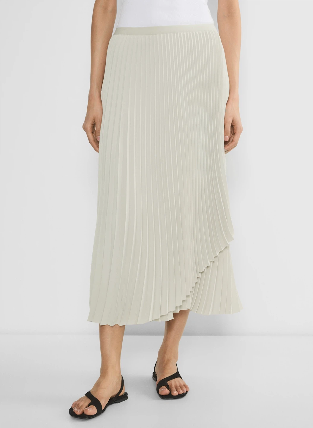 NWT | Aritzia Babaton Ladder Skirt