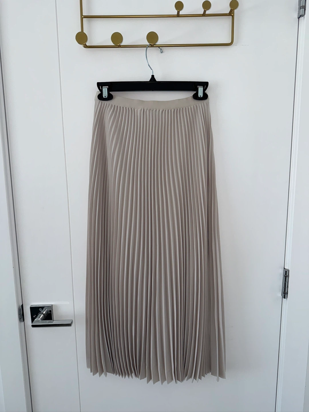 NWT | Aritzia Babaton Ladder Skirt - photo 5