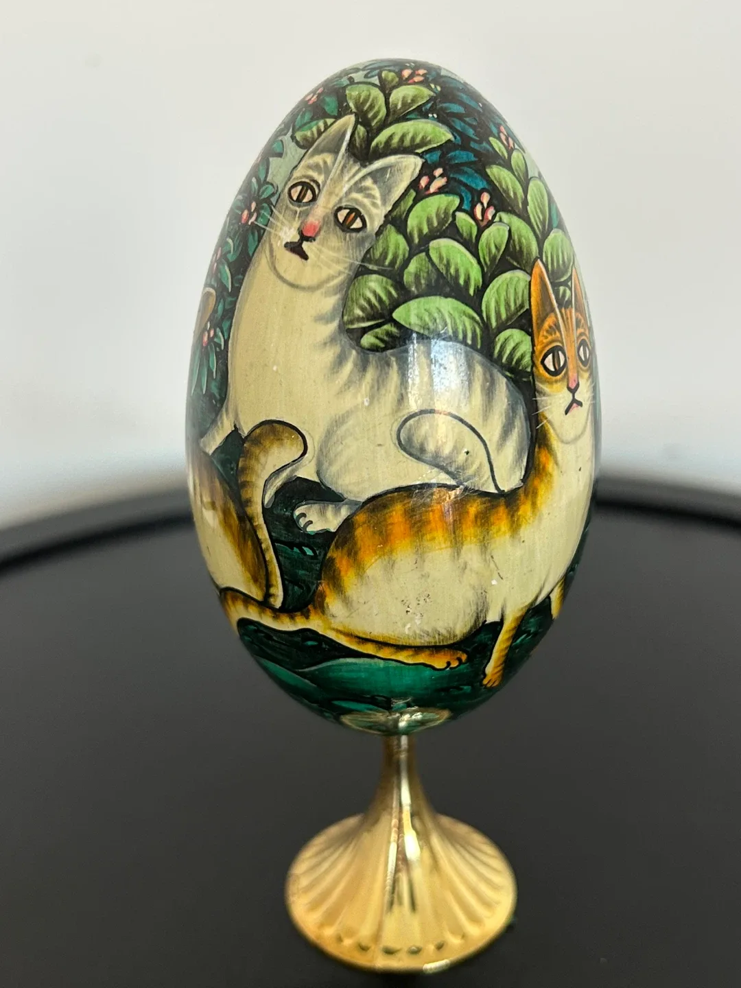Vintage Balinese Hand-Painted Wooden Egg - Whimsical Cats - photo 5