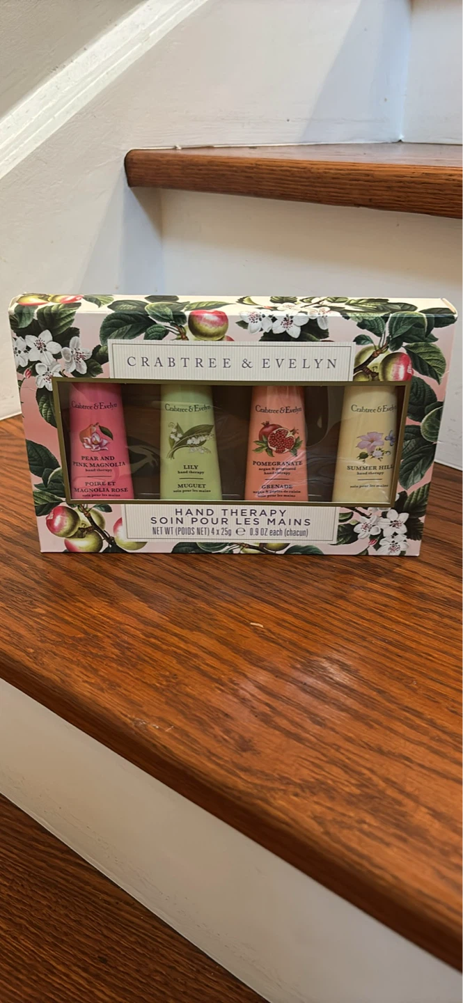 Crabtree & Evelyn Hand Therapy Set