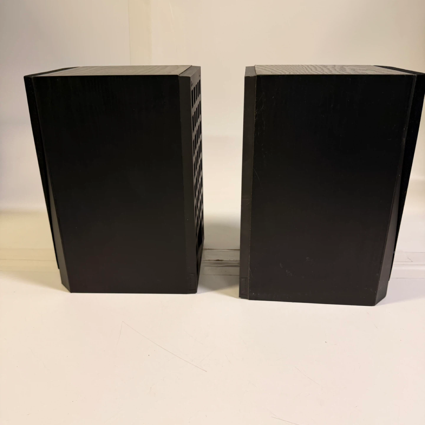 B&W DM302 Prism Speakers Pair Bowers & Wilkins - photo 5
