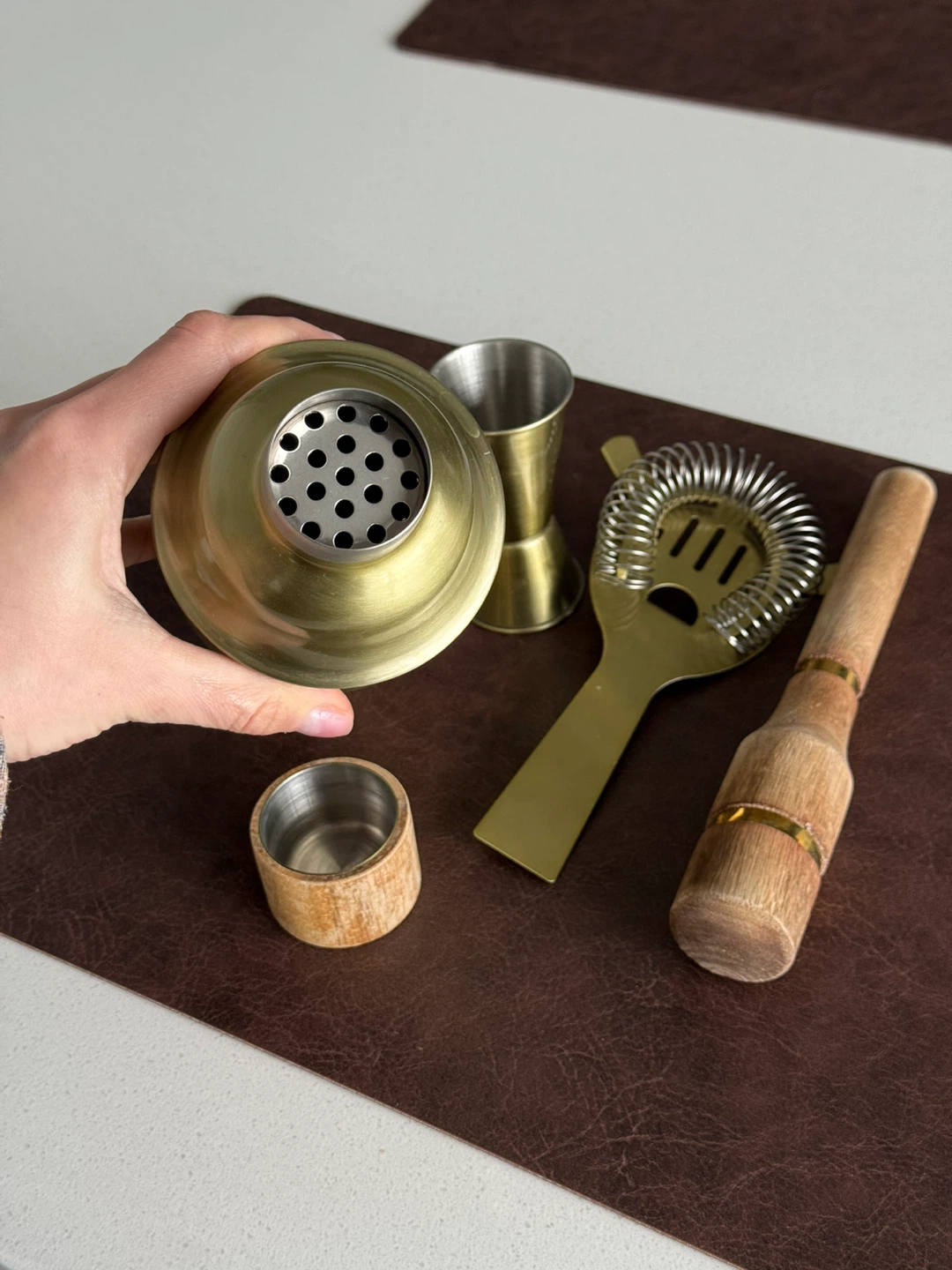 Cocktail Shaker Set - 5 Piece Bar Tool Kit - photo 3