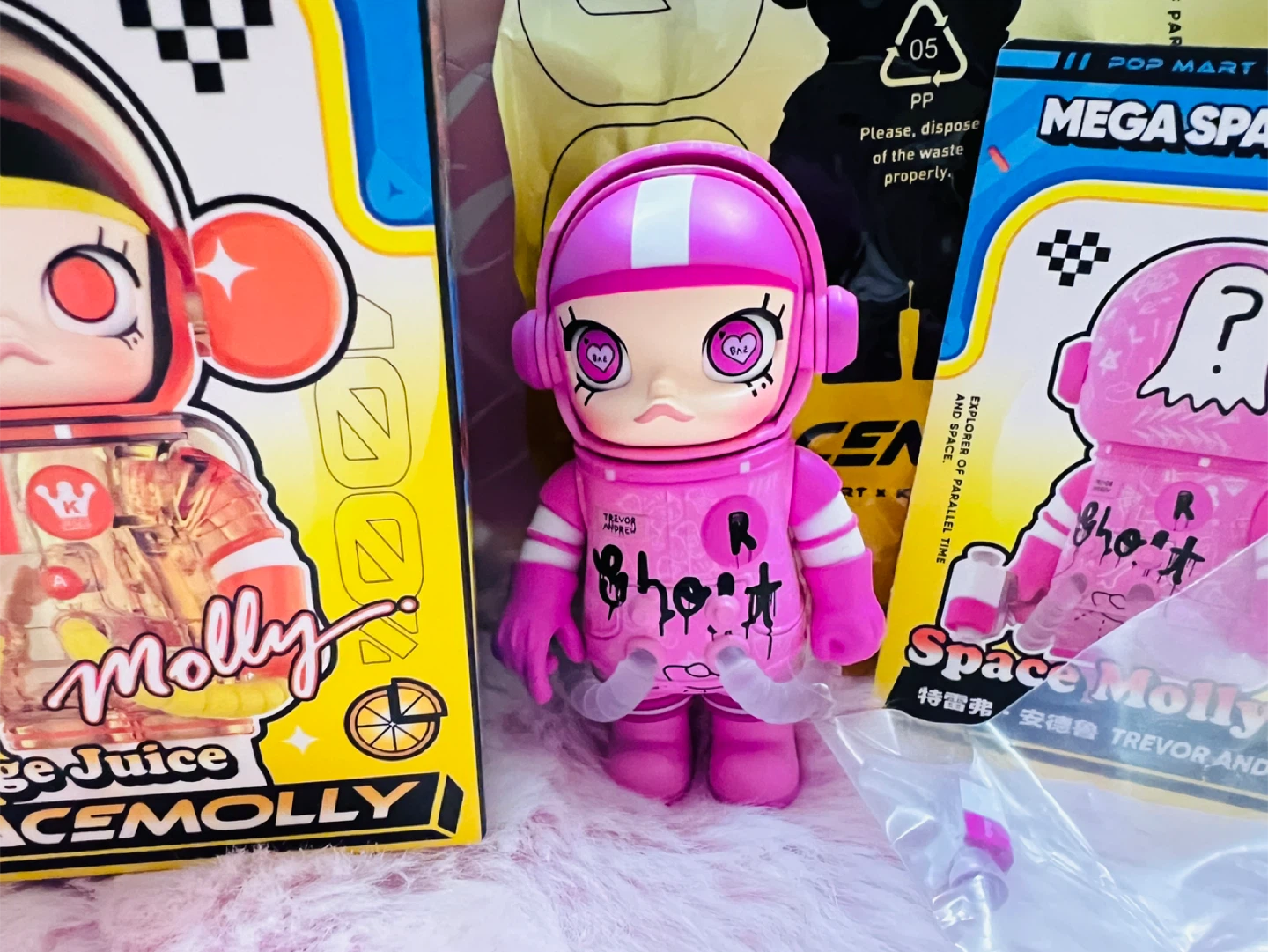 POP MART Space Molly 100% Figure and Nancy Series Figure - photo 2