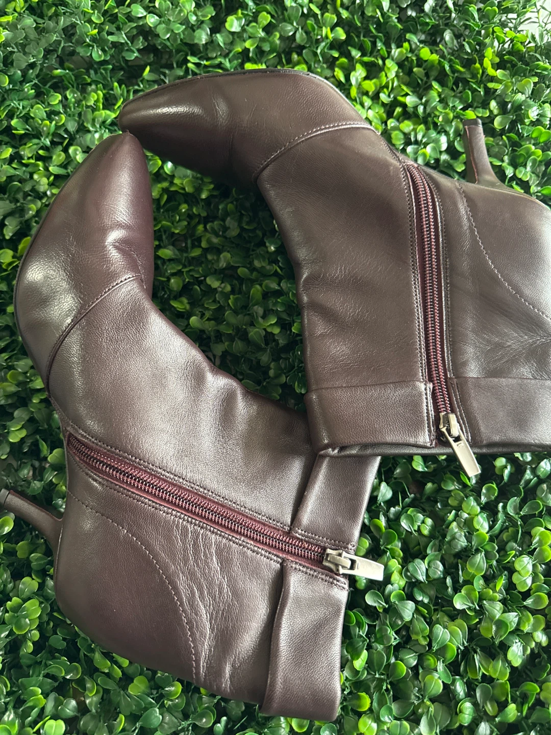 Vince Camuto Brown Leather Ankle Boots - photo 4