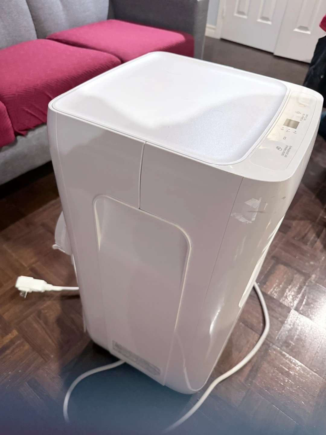 Midea Small Portable AC. - photo 3