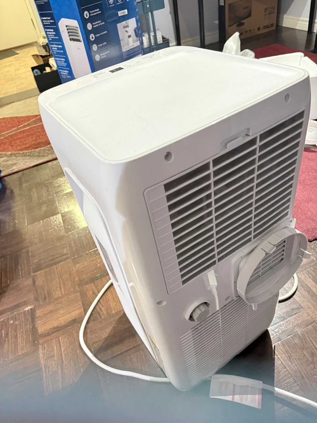 Midea Small Portable AC. - photo 4