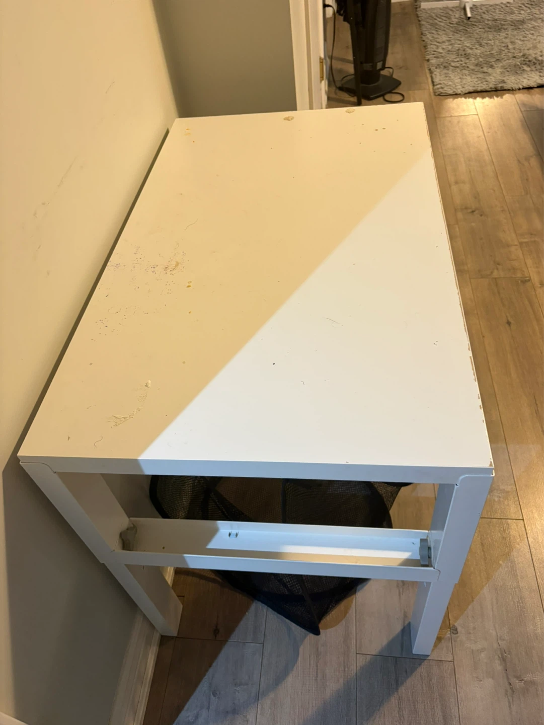 White Desk