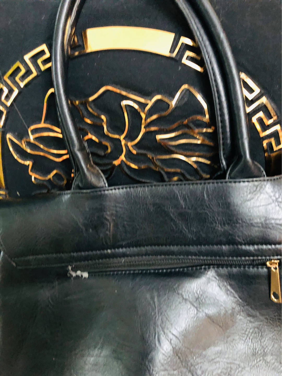 Black Leather Handbag with Shoulder Strap masa in Italy - photo 5