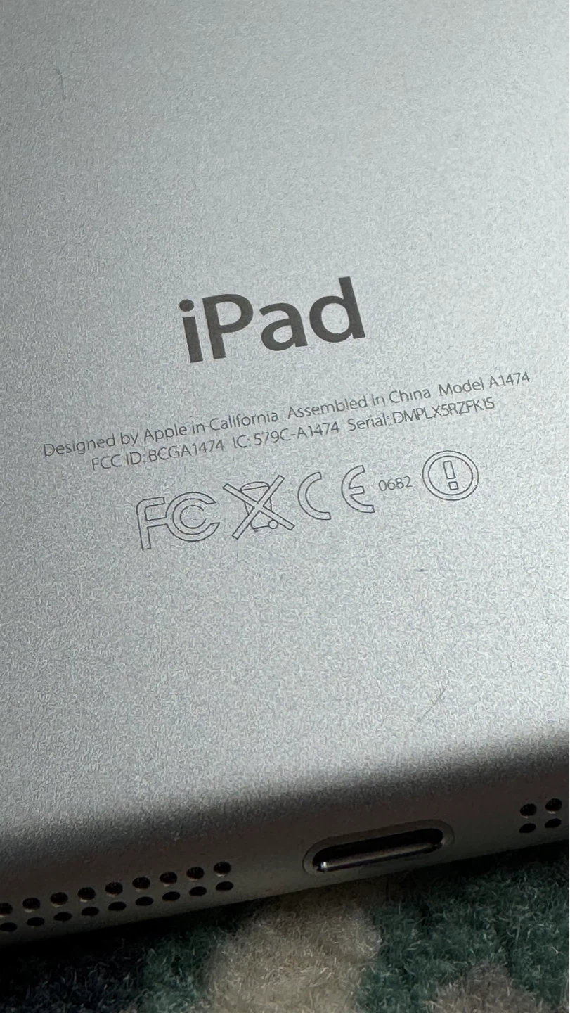 Apple iPad Air (1st Gen) 32GB - photo 3