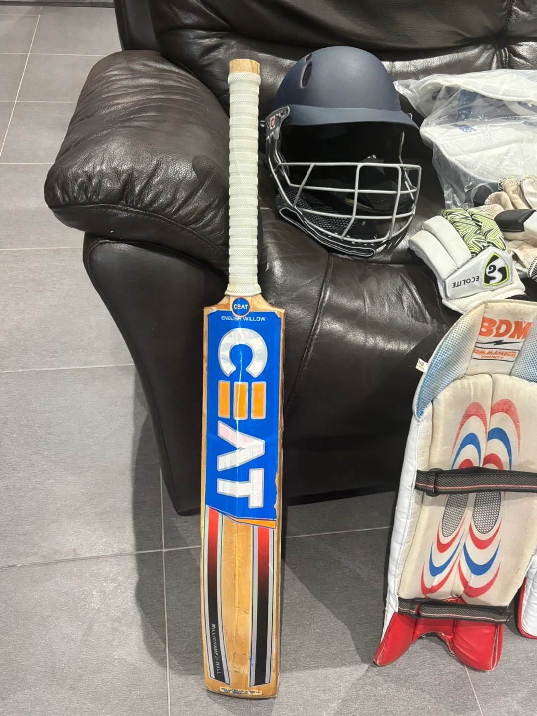 CEAT English Willow Cricket Bat