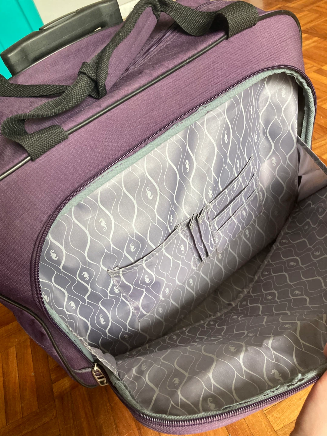 Purple 2 wheel carry on suitcase / luggage - photo 2