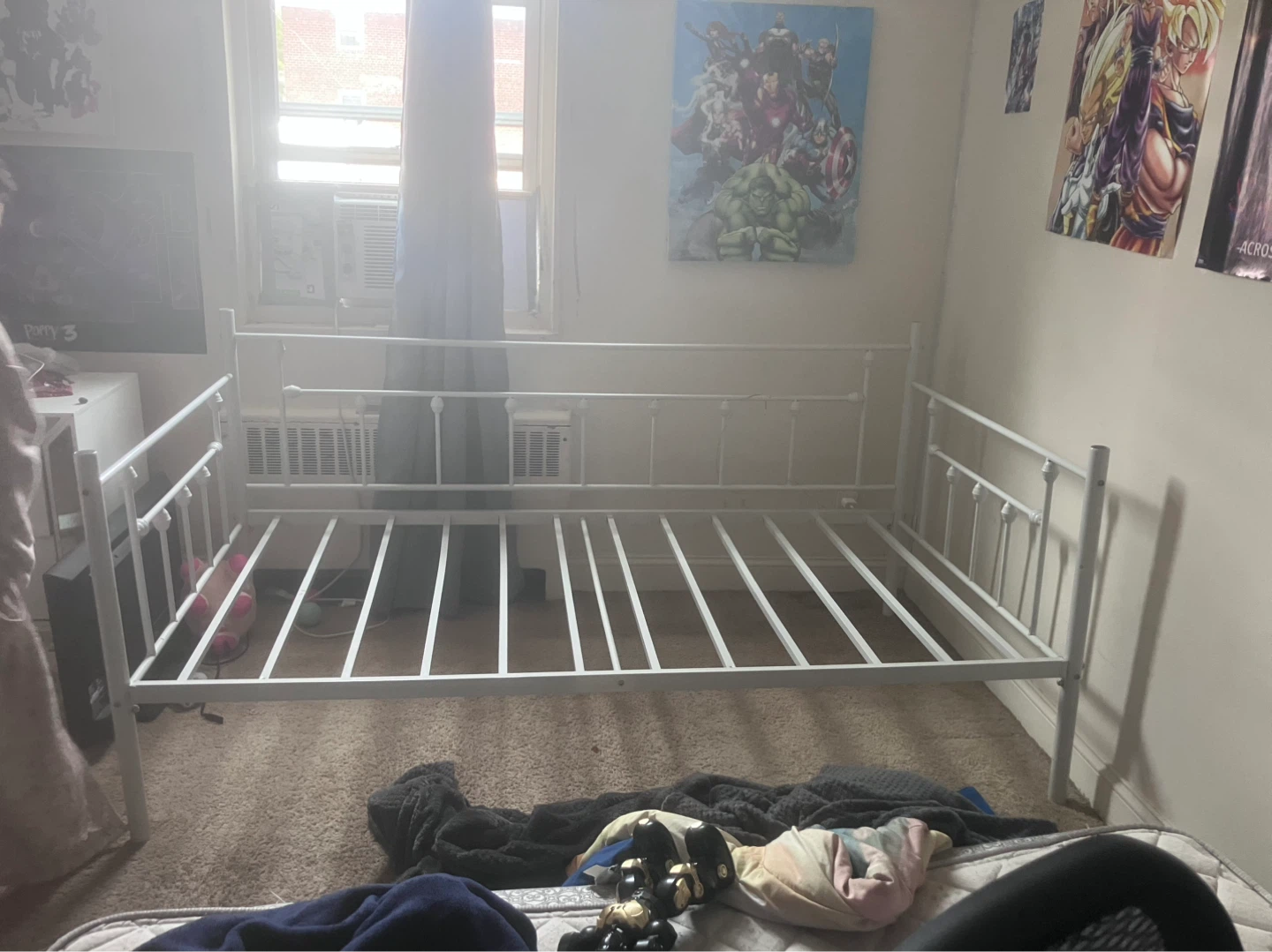 Twin White Metal Daybed Frame