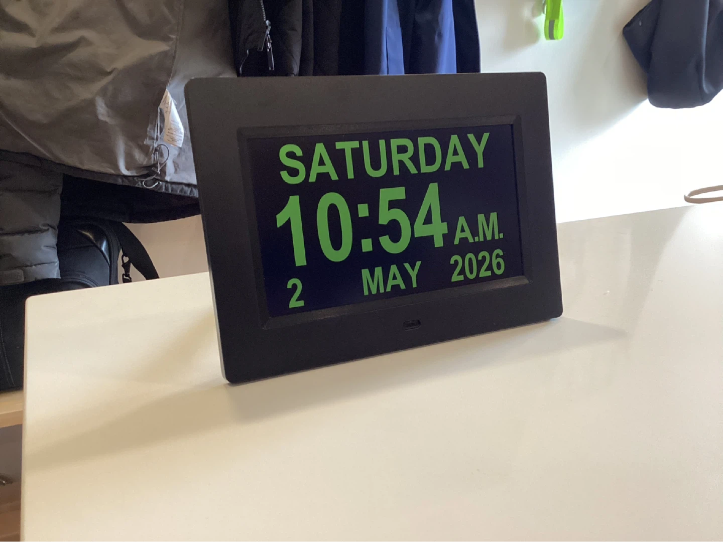 7" Digital Calendar Day Clock YFY-S702