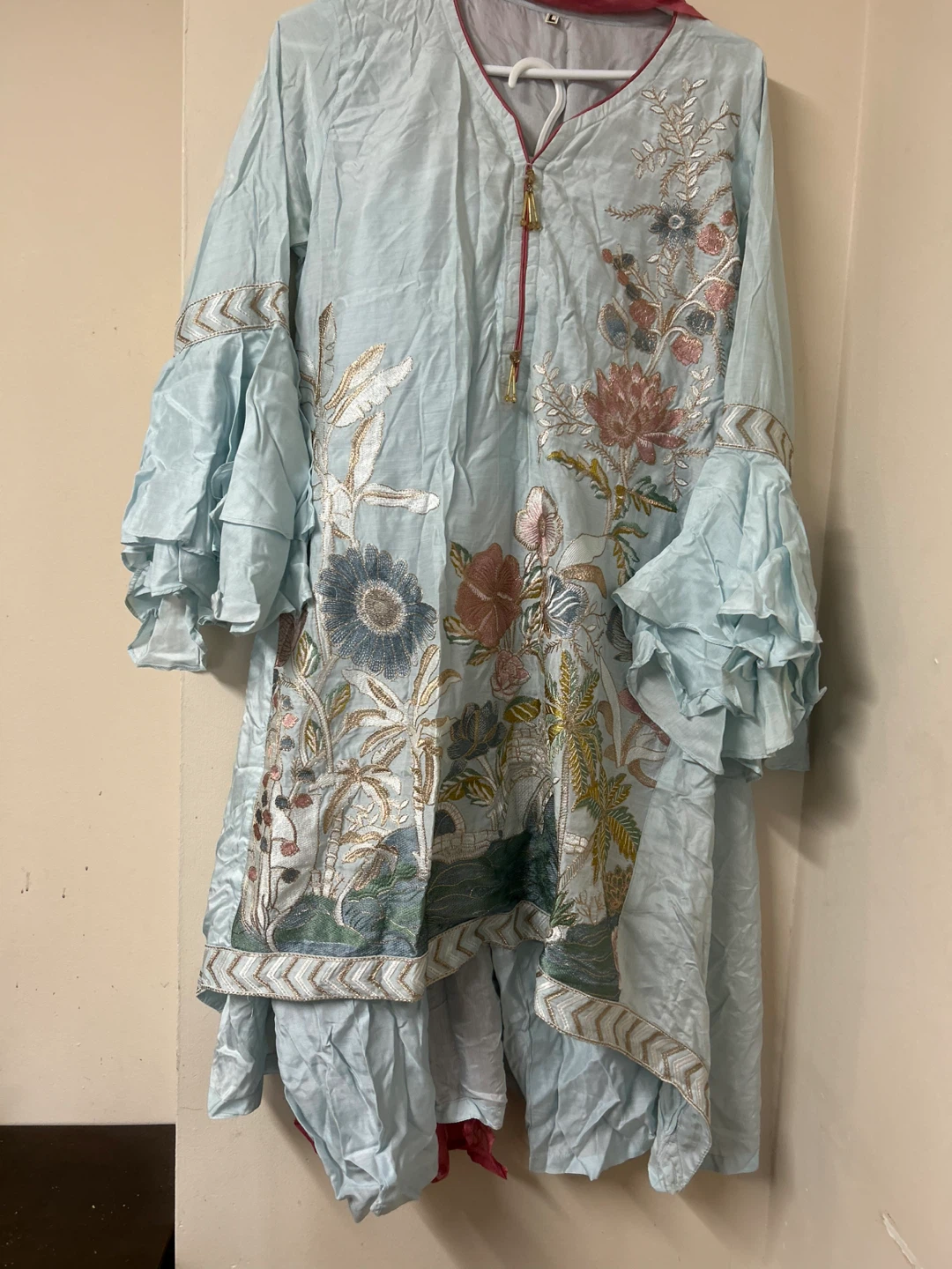 Light Blue Embroidered Kameez with Pink Scarf - photo 3